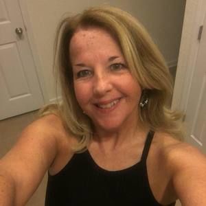 Meet your Posher, Carolyn